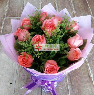 送紫色玫瑰花代表什么,送女生紫色的玫瑰花,有什么意义